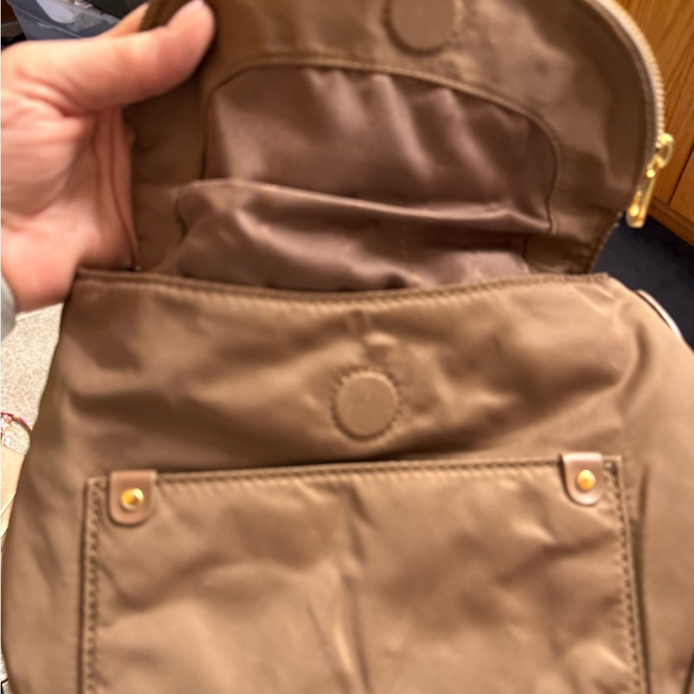 Marc Jacobs Tan Crossbody Bag - Picture 4 of 7